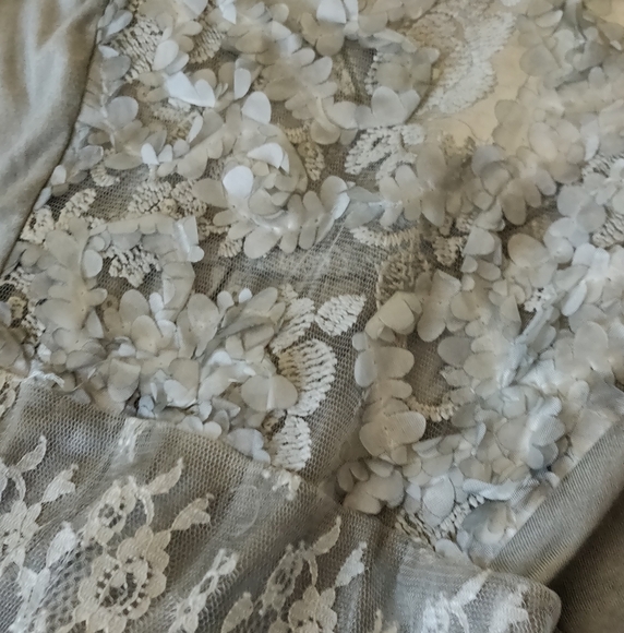 🆕 BOHO LACE BOUTIQUE TOP - Picture 2 of 6